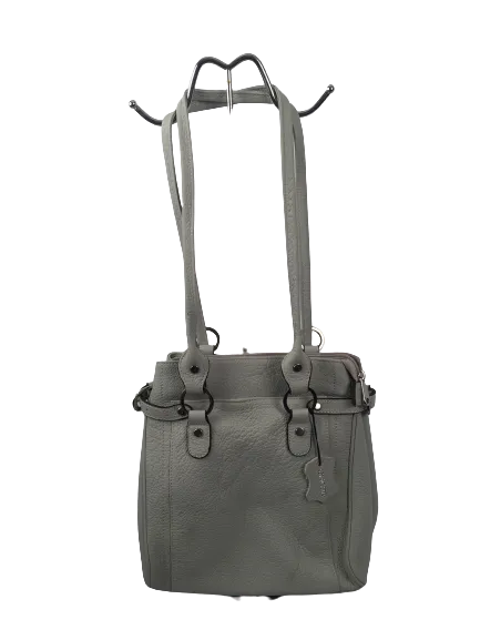 7360 - Convertible Handbag-to-Backpack in Black