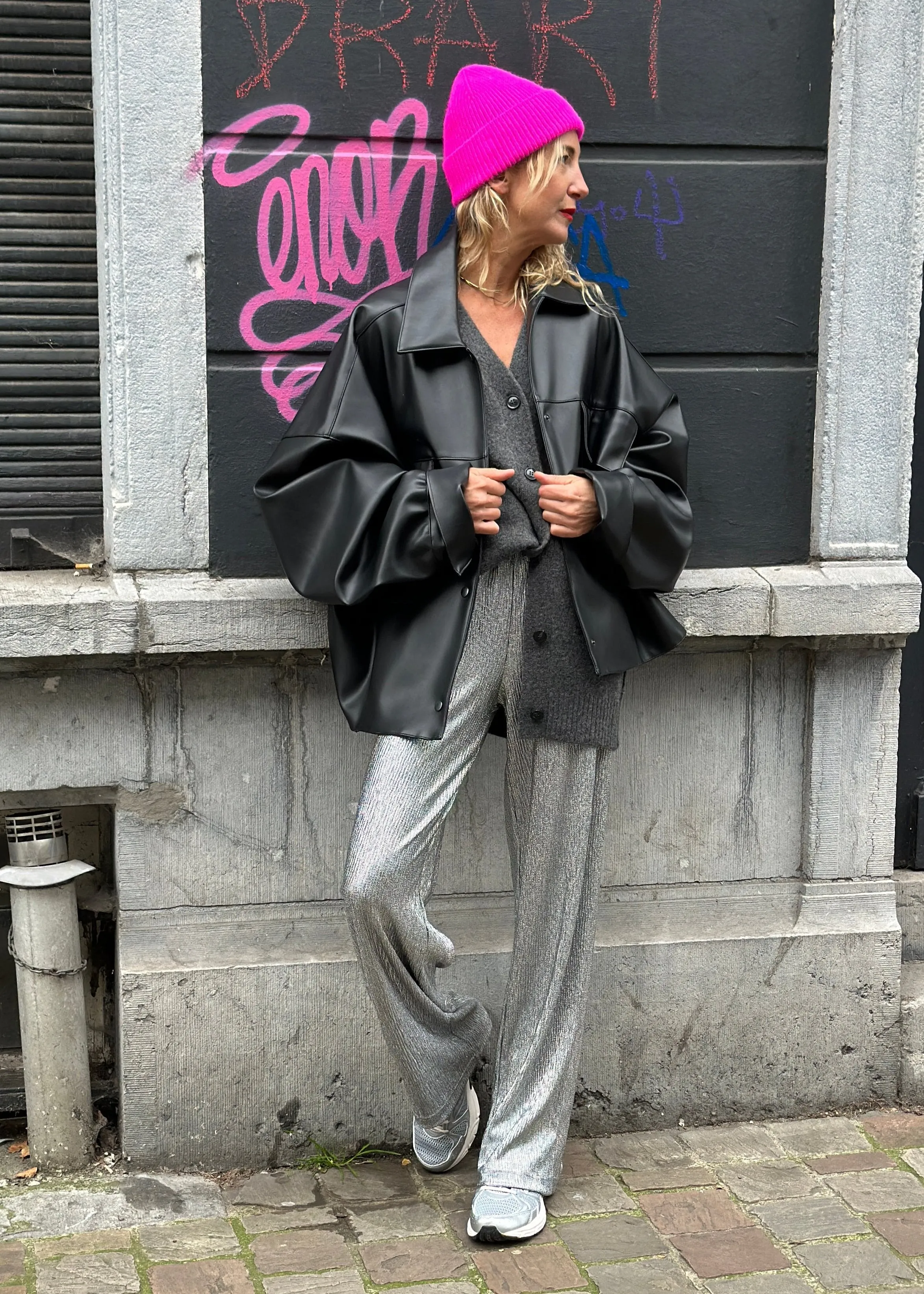 CROPPED FAUX LEATHER JACKET | BLACK