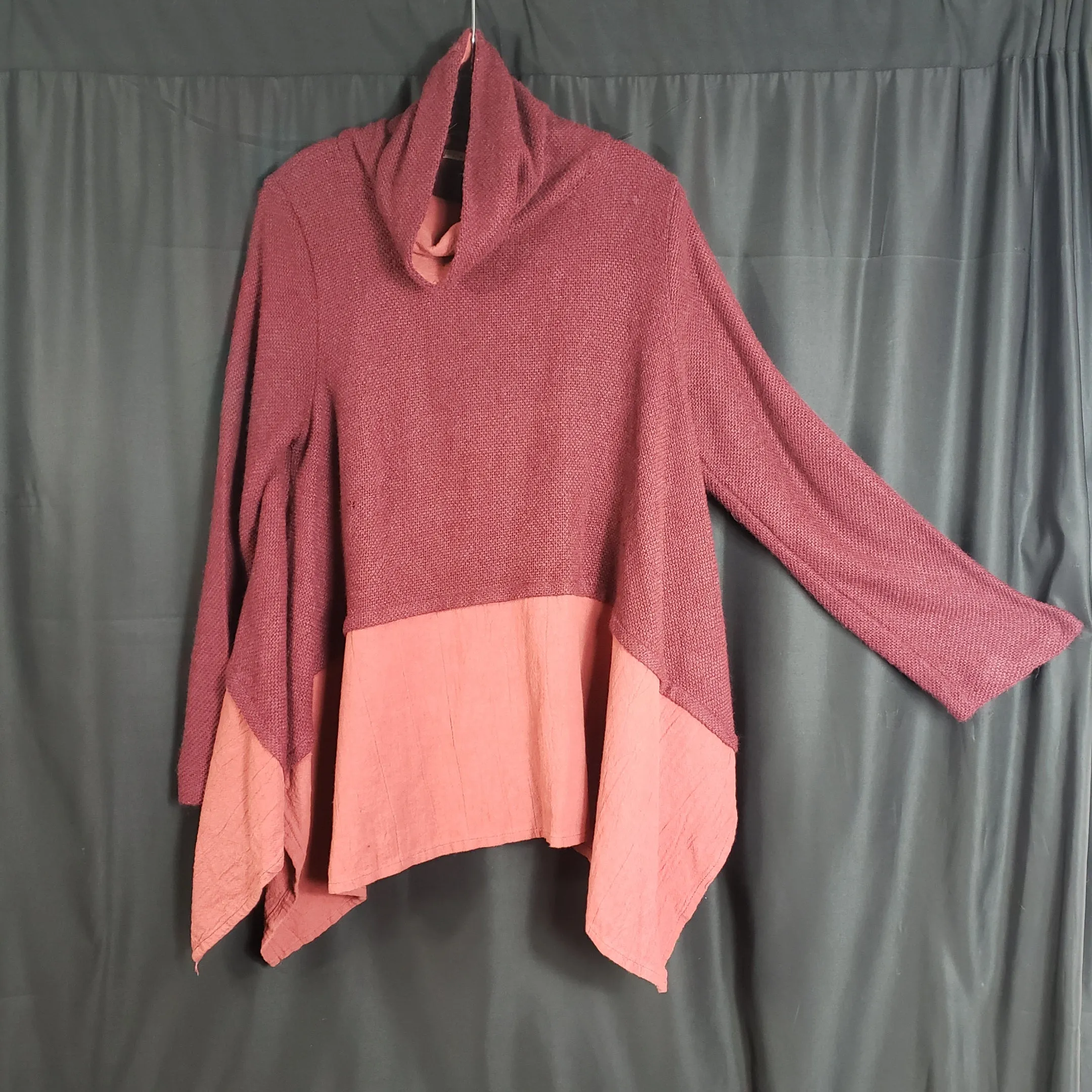 Daily Yi Si Draped Tunic Size XXL
