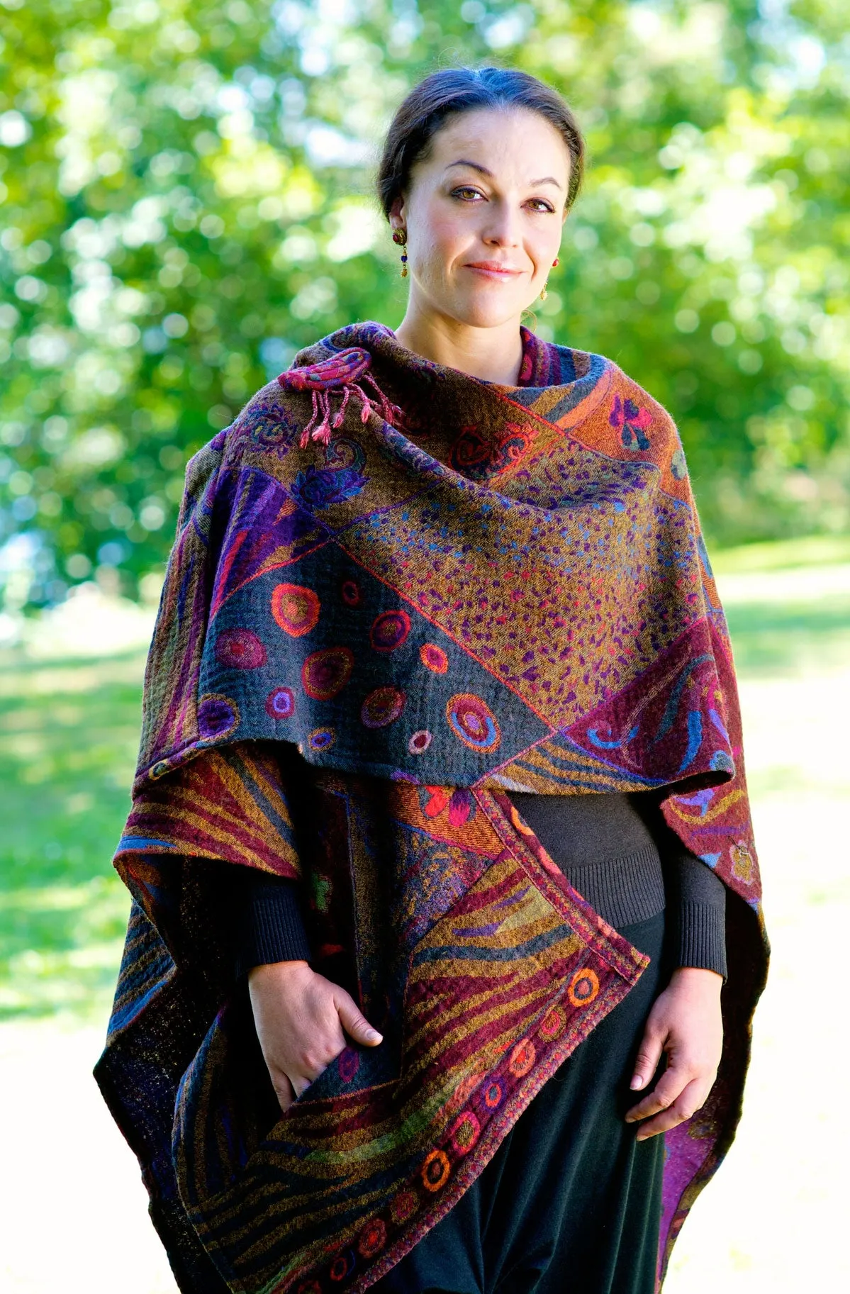 In Style Regular Poncho in Reversible Plum colors   Free Bag