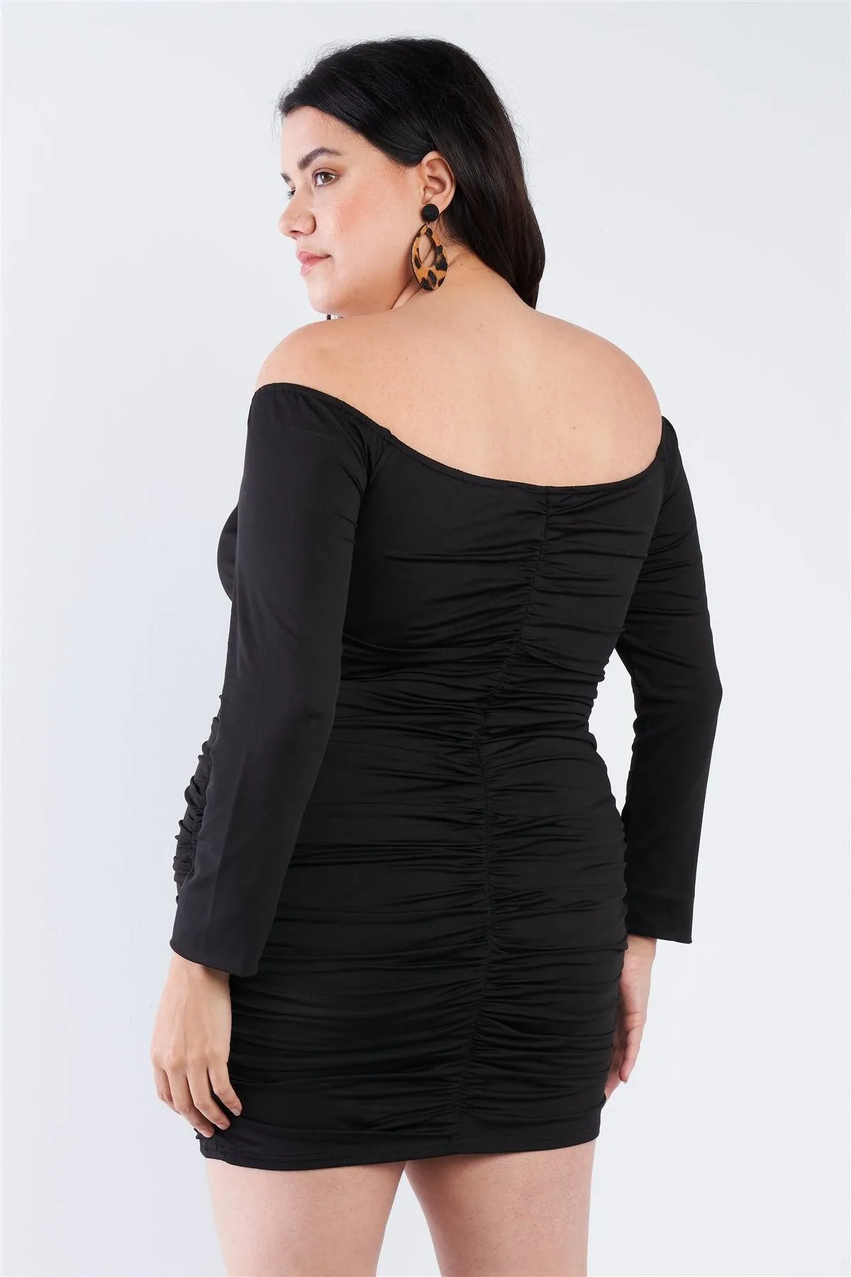 Junior Plus Size Black Off The Shoulder Lace Up Ruched Mini Dress /2-2-2