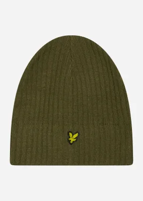 Knitted ribbed beanie - olive