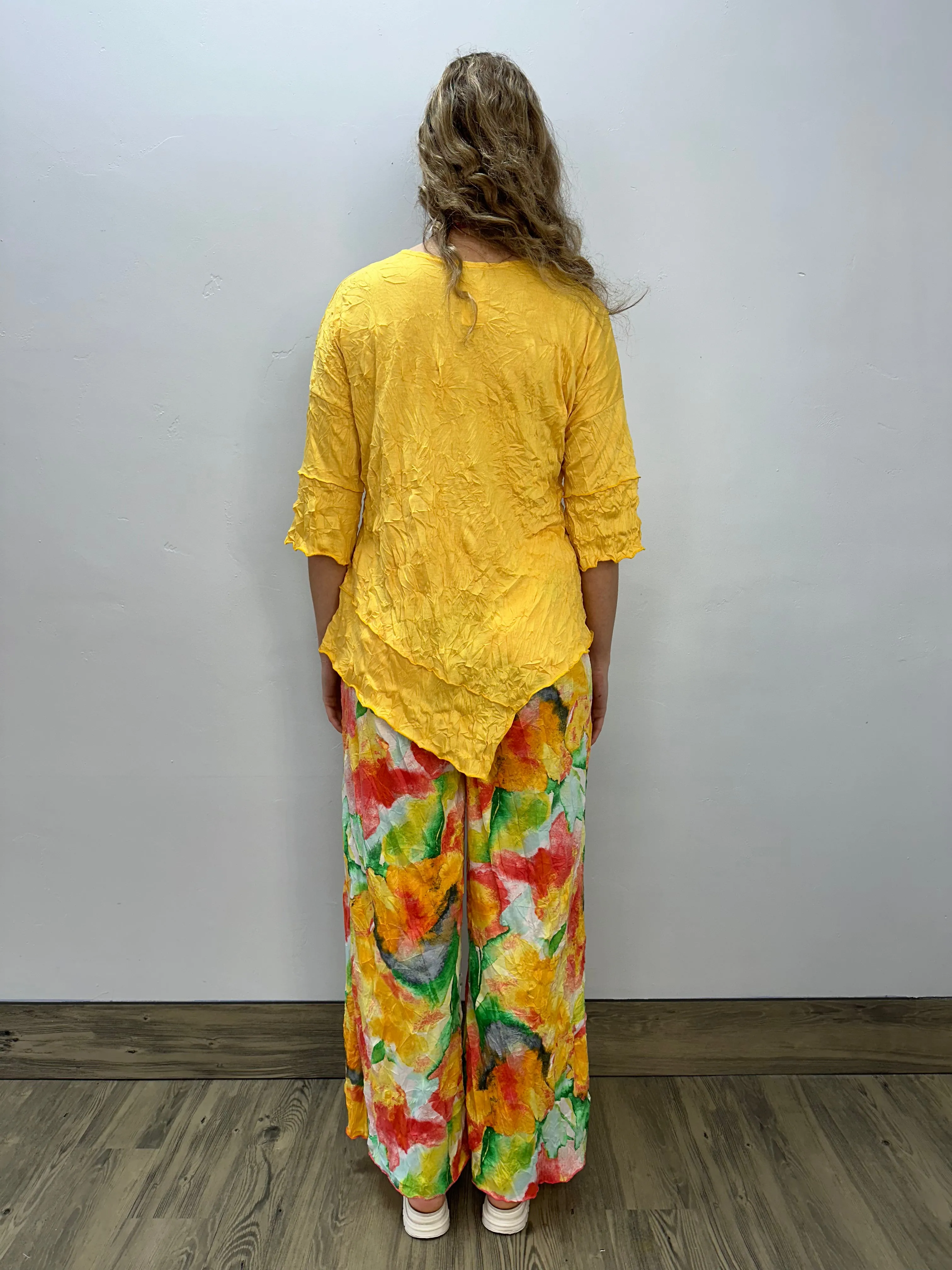 Marigold 3/4 Sleeve Asymmetric Crinkle Tunic