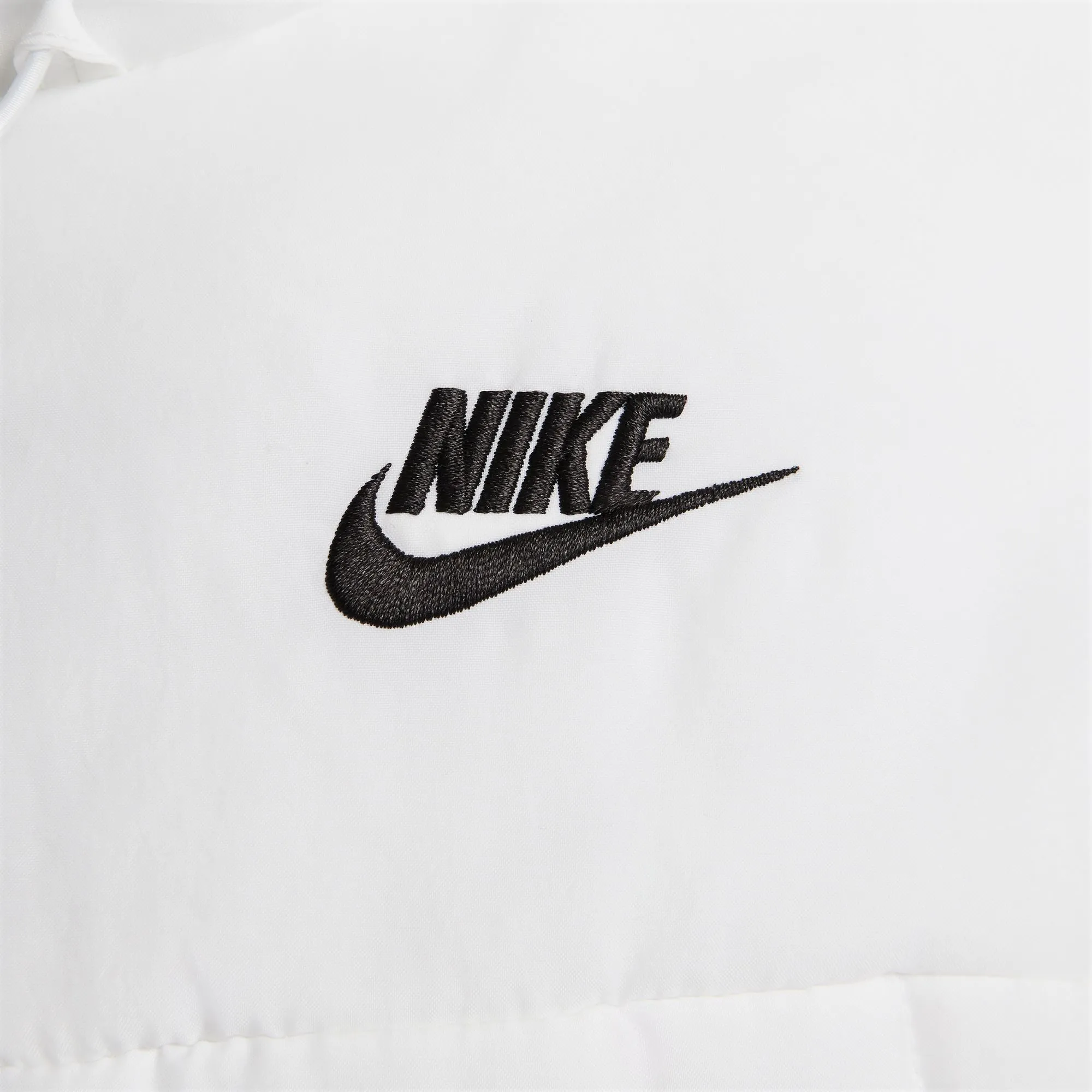 Nike Sportswear Classic Puffer Therma-Fit Loose Hooded Jacket - White