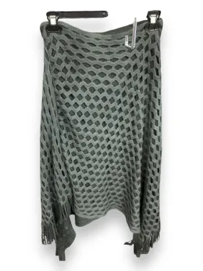 Poncho By Clothes Mentor In Grey, Size: Osfm