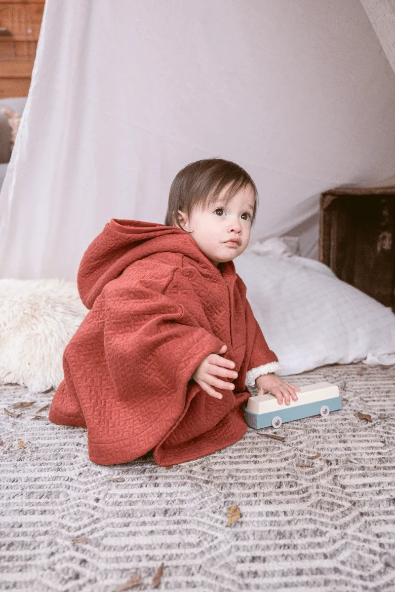 Poncho Quilt | Henna