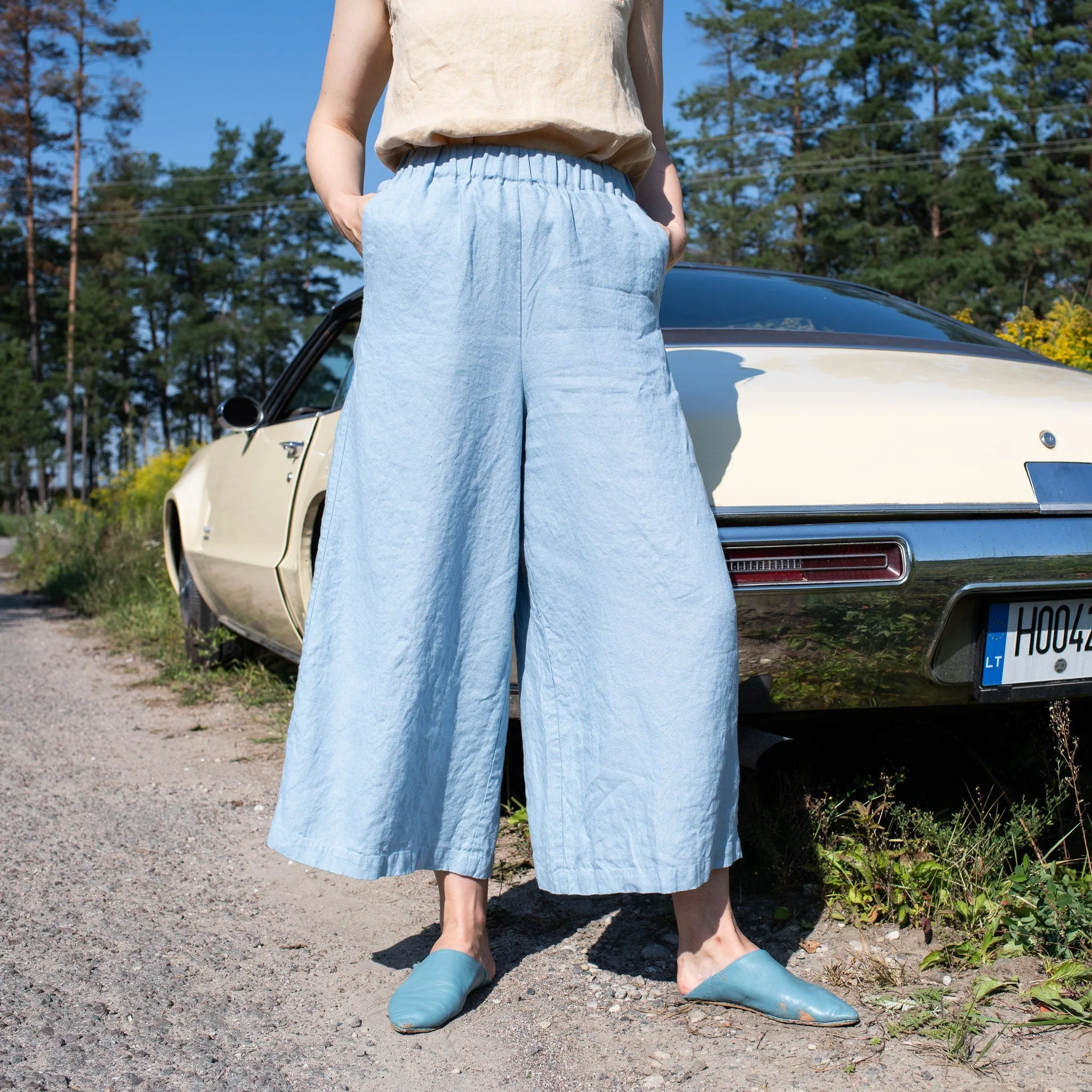 R: Maxi WELS wide leg linen pants (Size: XS; Color: White)