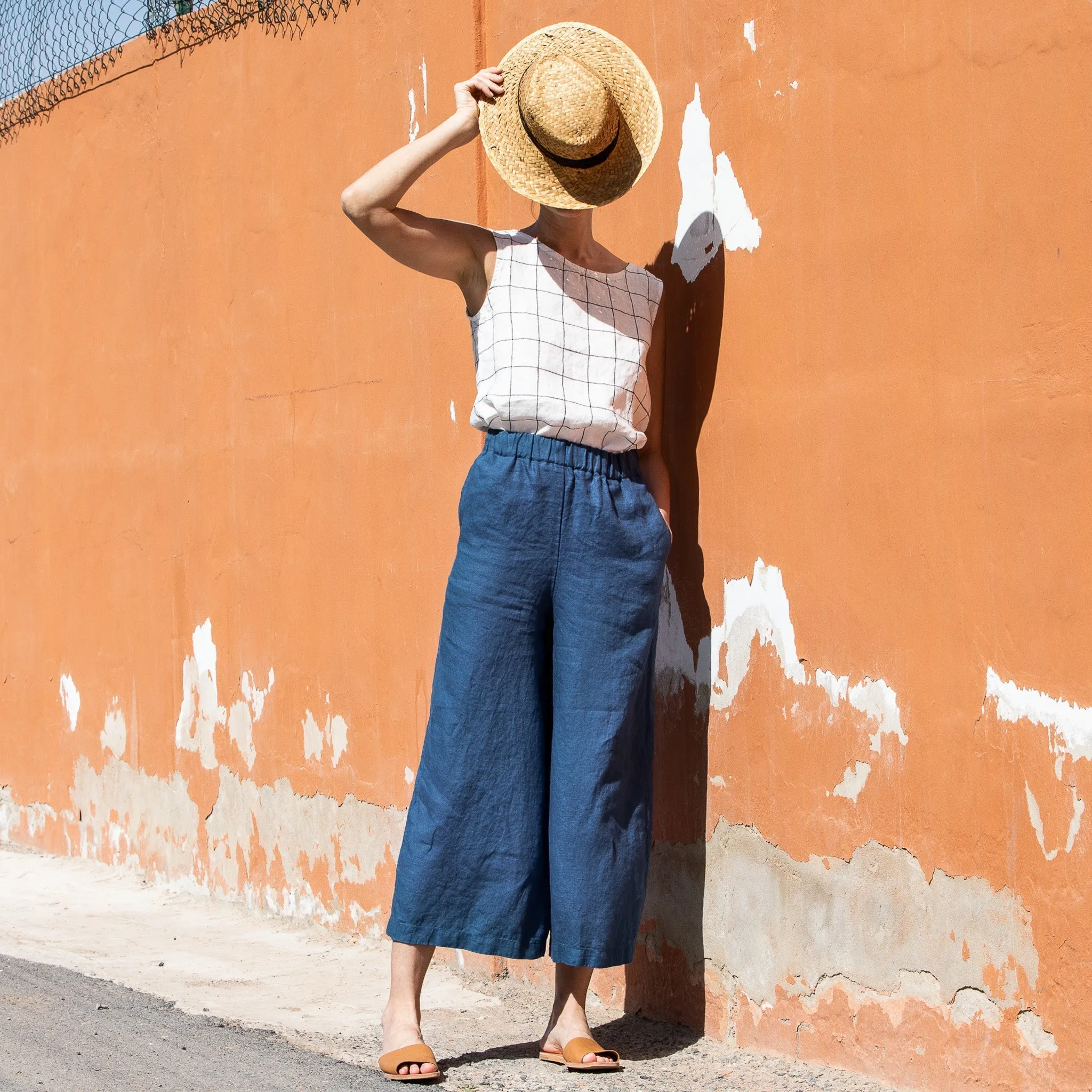 R: Maxi WELS wide leg linen pants (Size: XS; Color: White)