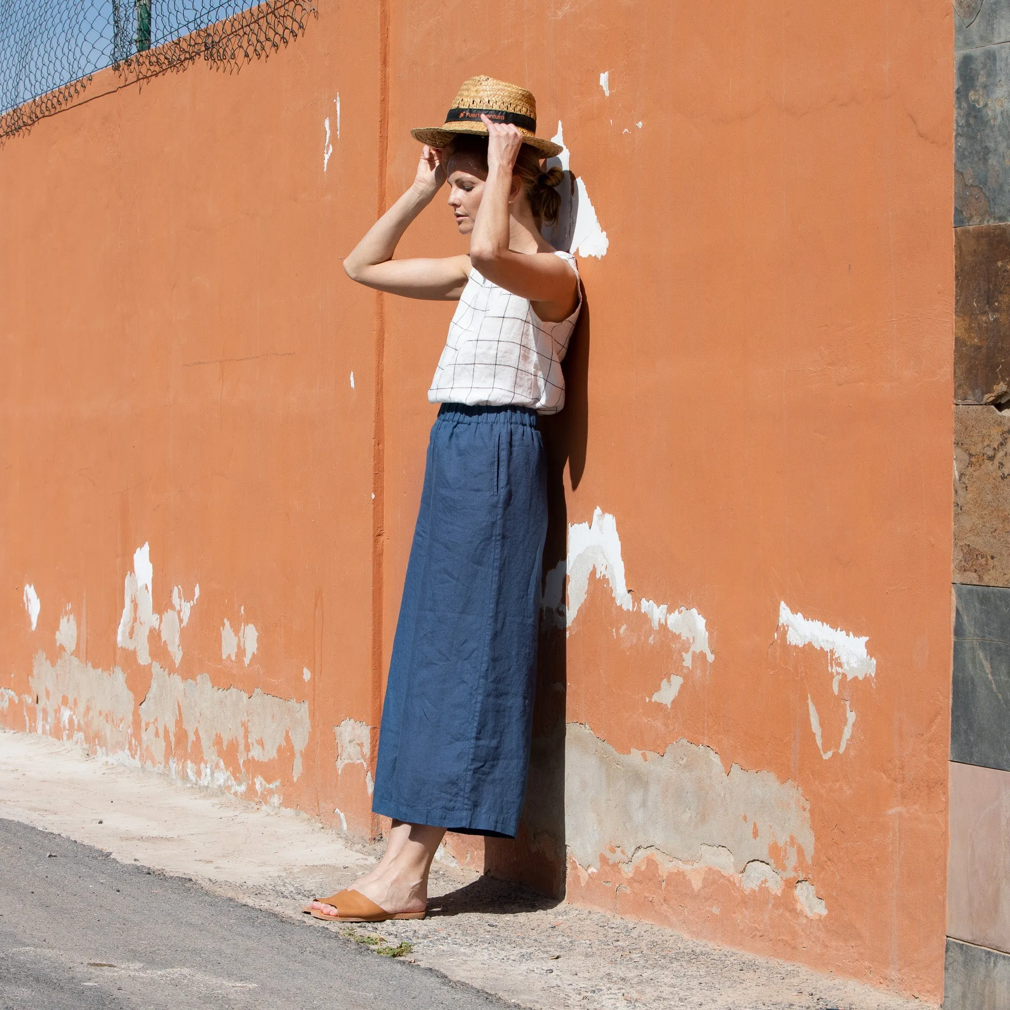 R: Maxi WELS wide leg linen pants (Size: XS; Color: White)