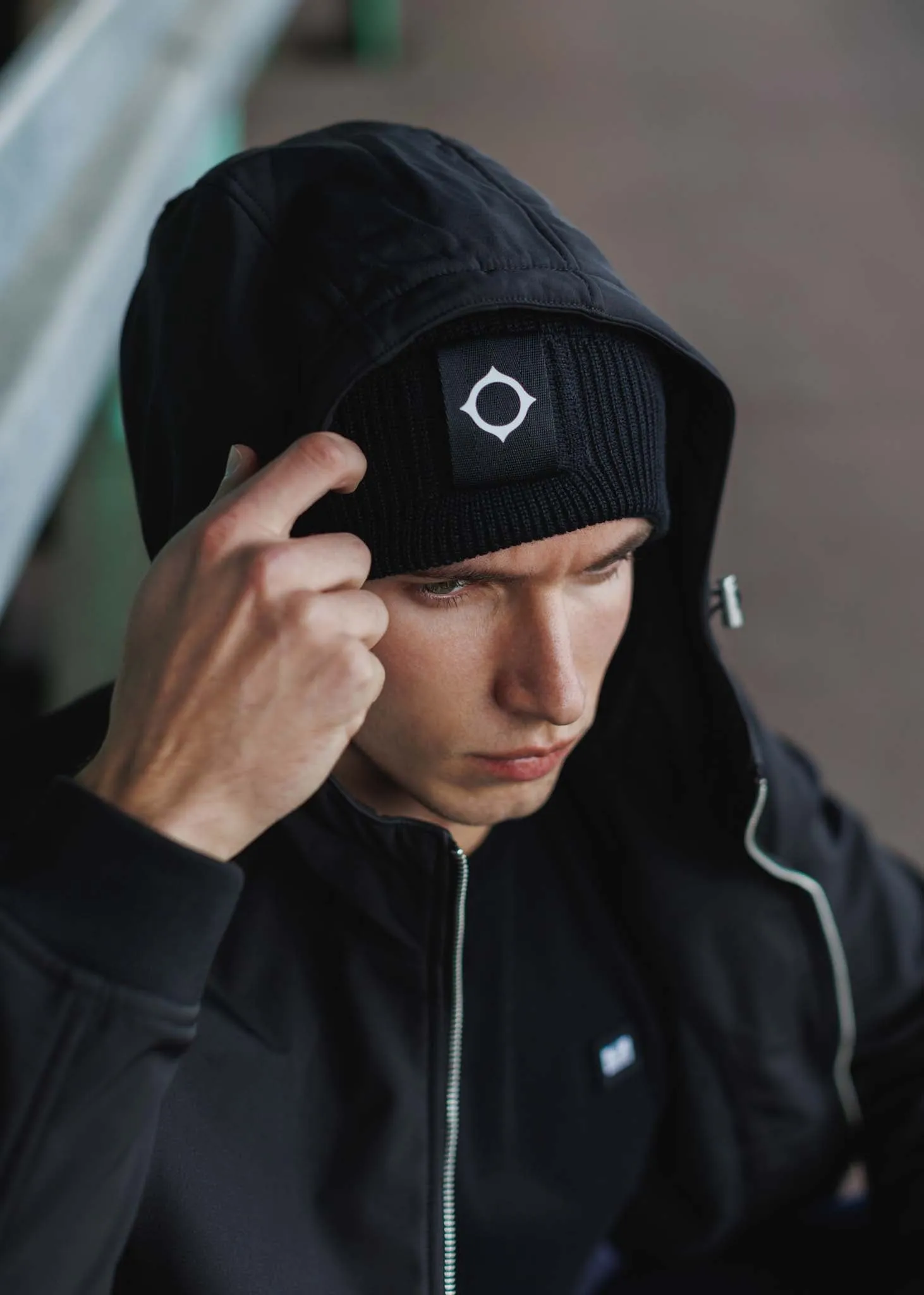 Rib knit beanie - jet black