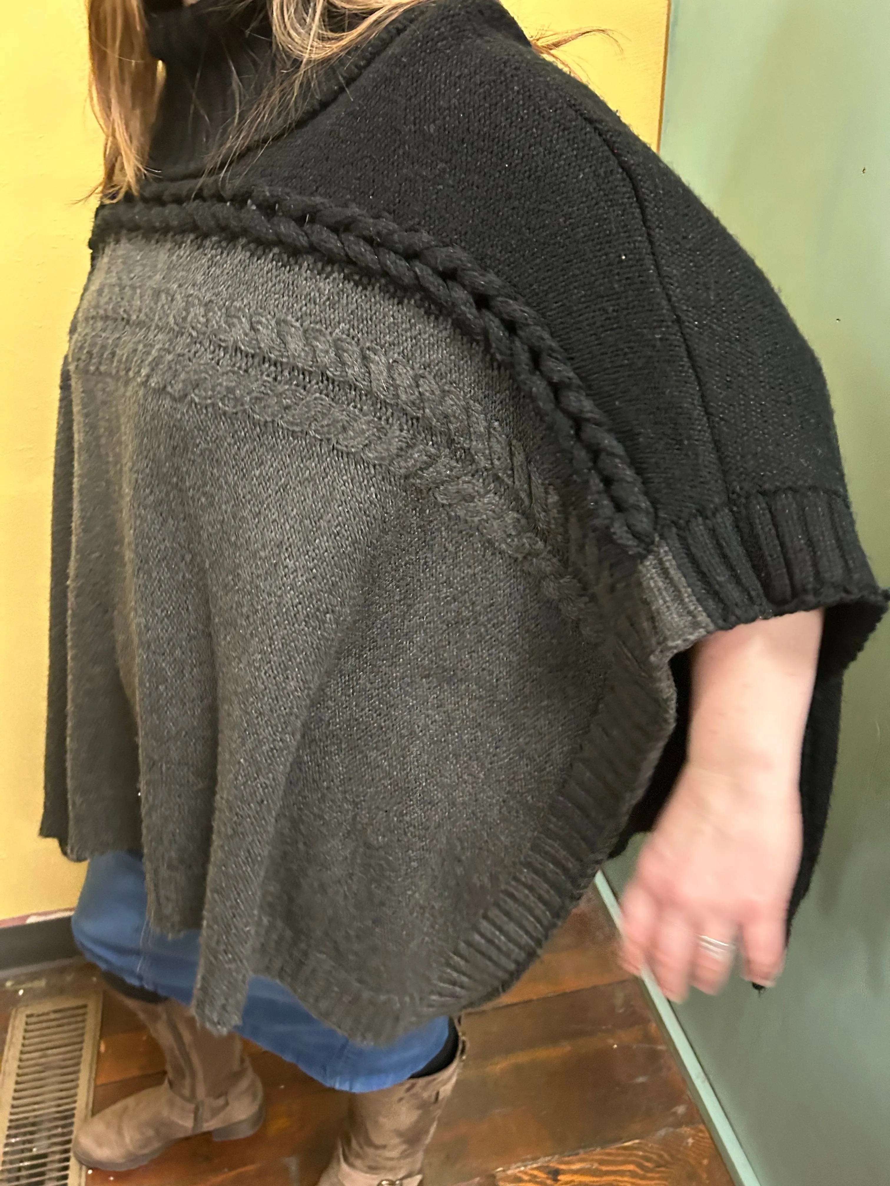 Simply Vera Black Sweaters, xs/small