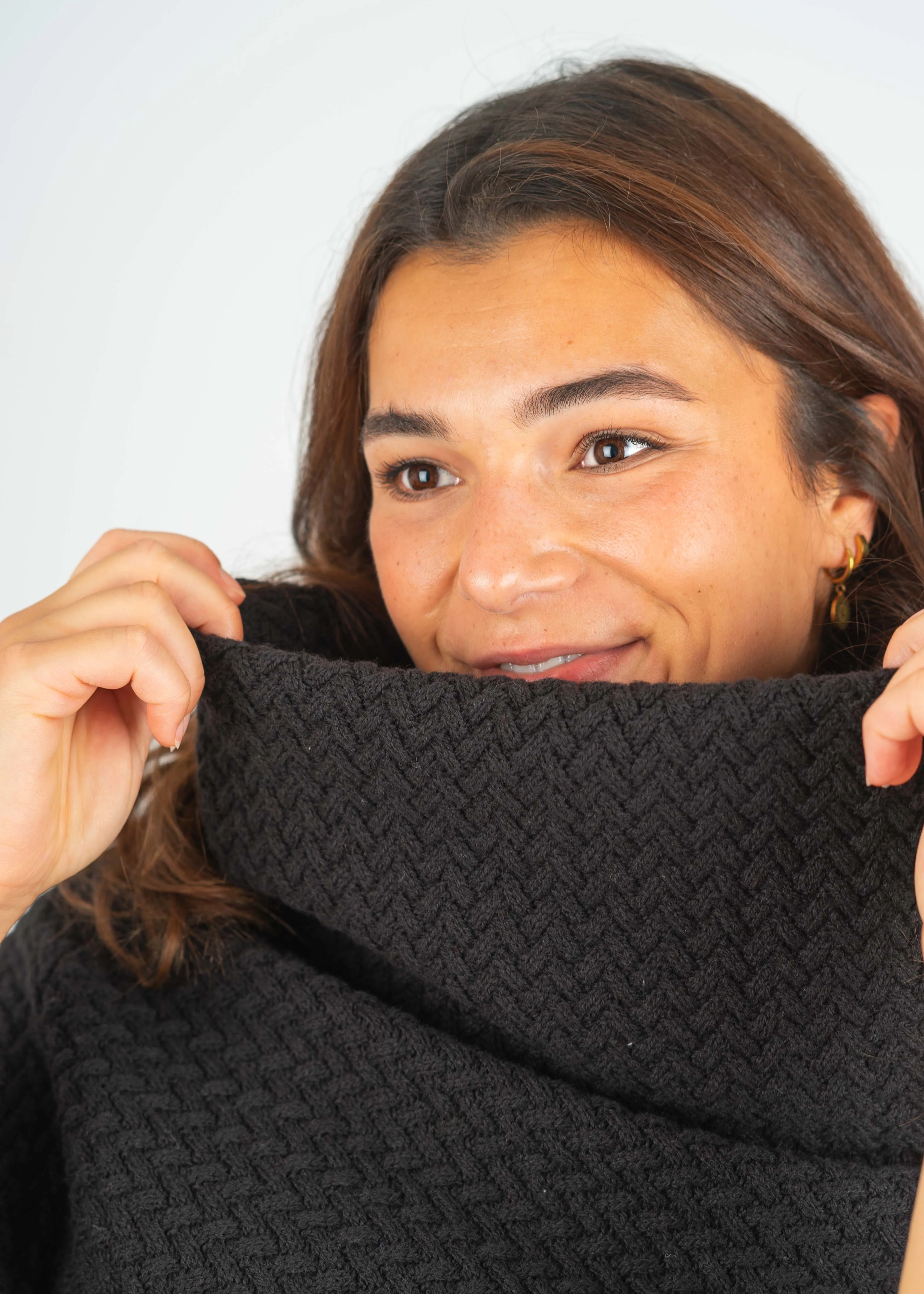 Strick-Poncho MUUS Black